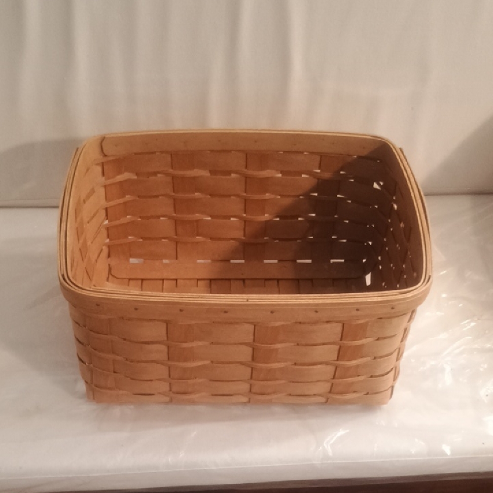 Longaberger Medium Storage Basket With Plastic Insert